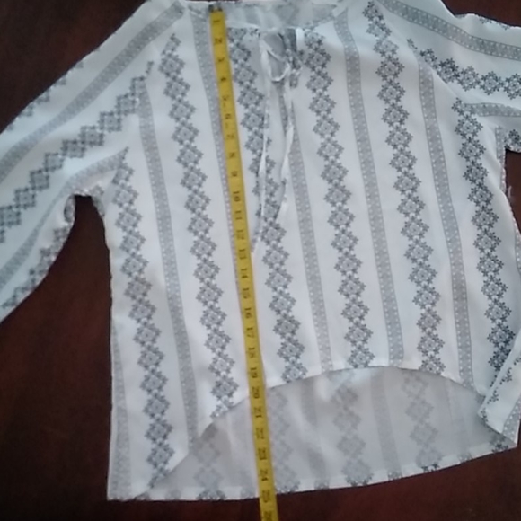 2 for$15/Blouse - Picture 5 of 8